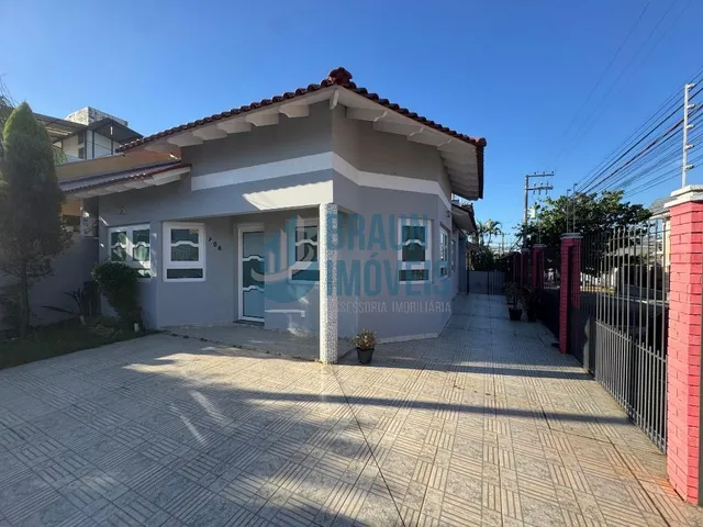 Imagem 12: Belissima casa com 3 dormitórios sendo 2 suites de esquina no Vale Do Sol em