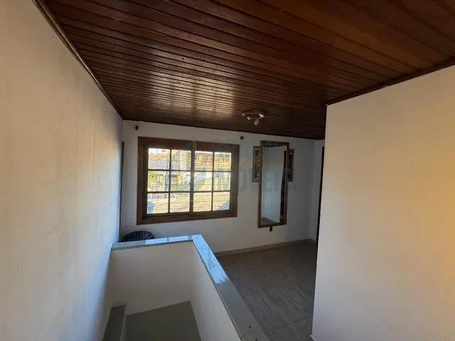 Imagem 3: Sobrado 3 Dormitórios com 1 Suite no Parque Brasilia em Cachoeirinha Proximo a Av Principal na Parada 53