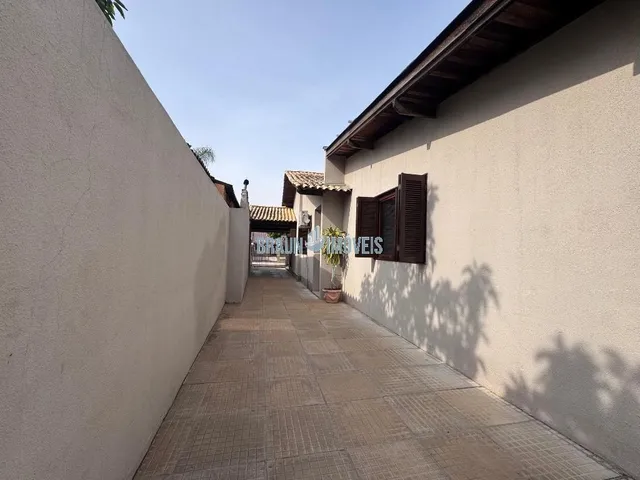 Imagem 14: Casa 3 dormitórios em Cachoeirinha com Próximo a AV principal com piscina