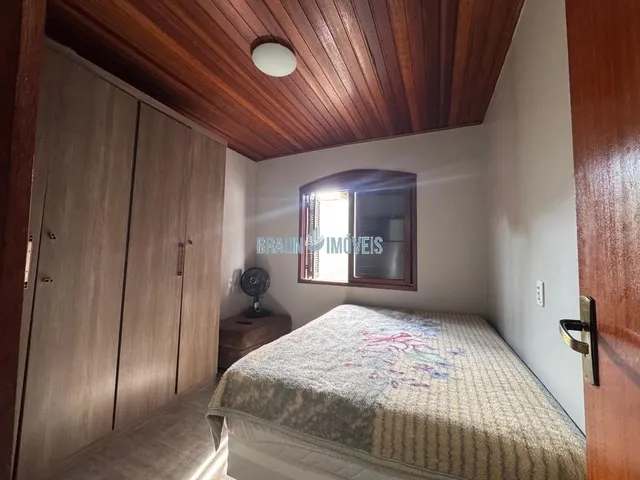 Imagem 4: Casa 3 dormitórios em Cachoeirinha com Próximo a AV principal com piscina