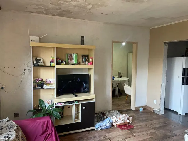 Imagem 5: Casa 3 dormitórios em cachoeirinha com Grande patio 10x30 em Cachoeirinha, Parque