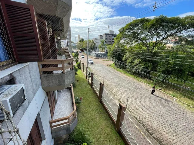Imagem 8: Apartamento 3 Dormitórios sendo 1 Suite com dependência de Empregada no Centro de