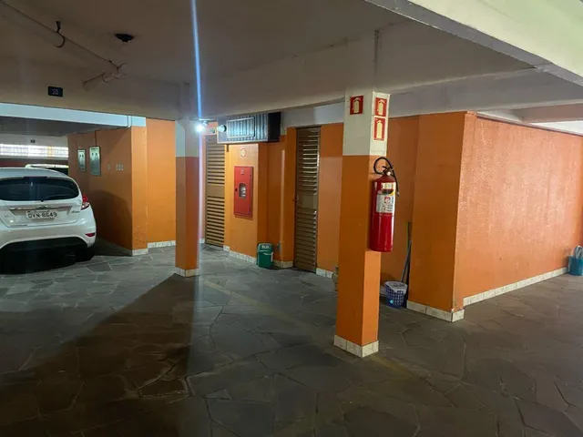 Imagem 7: Apartamento 3 Dormitórios sendo 1 Suite com dependência de Empregada no Centro de