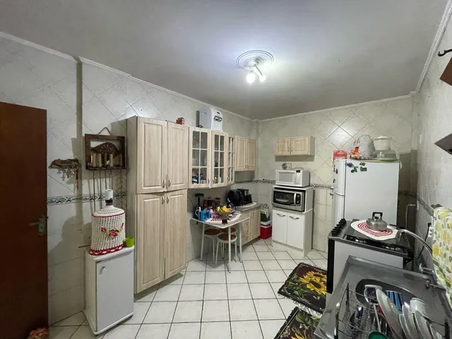 Imagem 15: Apartamento 3 Dormitórios sendo 1 Suite com dependência de Empregada no Centro de