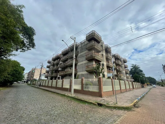 Imagem 13: Apartamento 3 Dormitórios sendo 1 Suite com dependência de Empregada no Centro de
