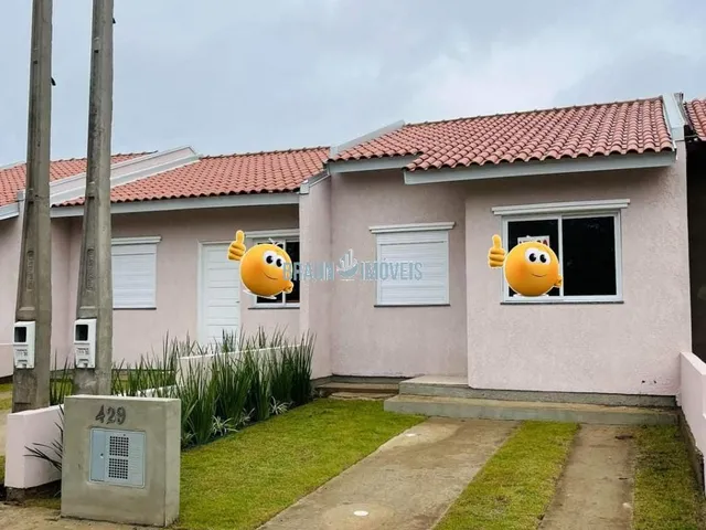 Imagem: Casas de dormitórios com pátio. Prontas