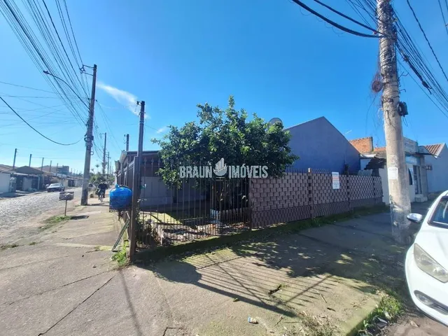 Imagem 2: Casa de Esquina no Morada do Bosque com 2 Dormitórios e Comércio em Cachoeirinha/Rs