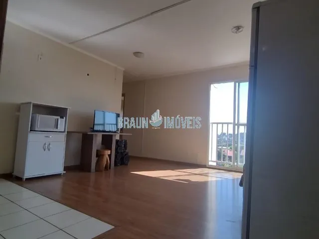 Imagem 2: Apartamento 3 Dormitórios em Cachoeirinha Bairro Vila Vista Alegre" com uma suíte e 2