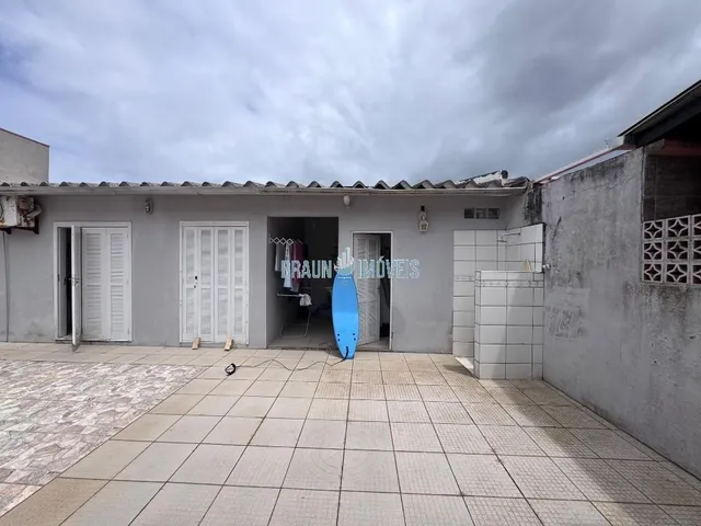 Imagem 15: Casa Mobiliada com 5 Quartos no Centrinho do Nova Tramandaí.. Casa com Amplo Patio e 5 Quartos