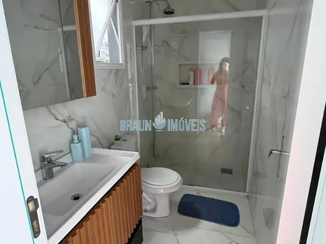 Imagem 10: Sobrado com piscina, 2 Dormitórios, 2 banheiros, lavabo