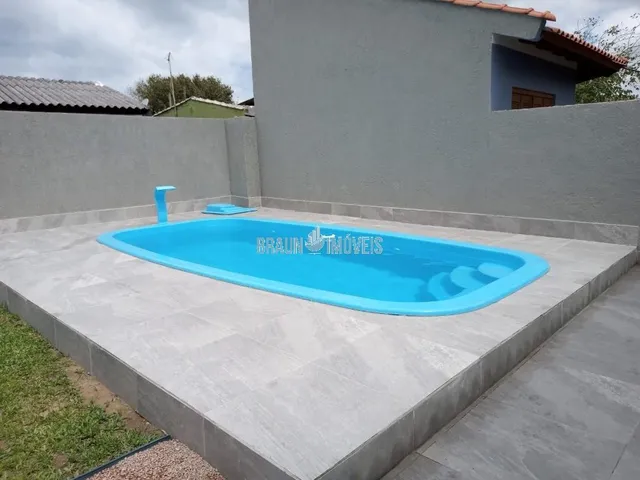 Imagem 2: Casa 2 dormitórios mobiliada com piscina Pronto para morar ou veranear próximo ao