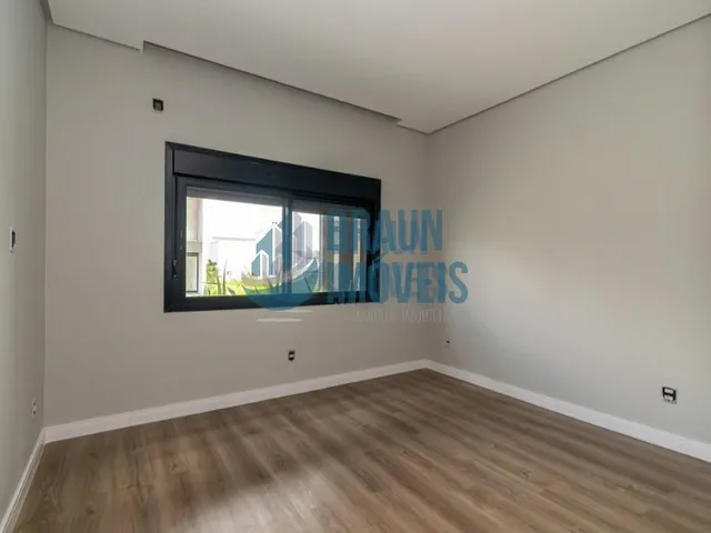 Imagem 8: Casa 3 dormitórios sendo uma suíte Alto Padrão no Condomínio Fechado Vale das