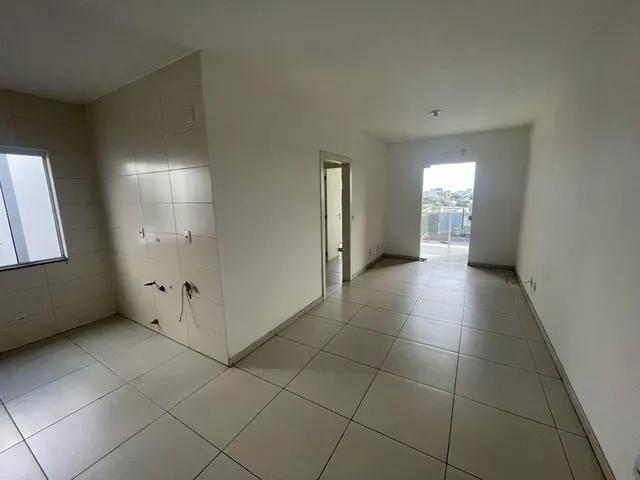 Imagem 5: Apartamento de frente 2 dormitórios Grande em Cachoeirinha Bairro Vista Alegre-Sacada