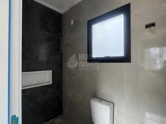 Imagem 8: P style="line-height: 1.4;">Descubra esta encantadora casa localizada no Terra Nova, no