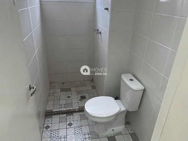 Imagem 2: Apartamento À Venda no Bairro Cristal - Porto Alegre/Rs