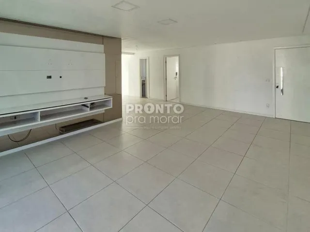 Imagem 4: Apartamento de Alto Padrão em Boa Viagem - 152m²