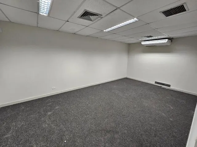 Imagem 6: MÓVEL COMERCIAL PARA LOCAÇÃO