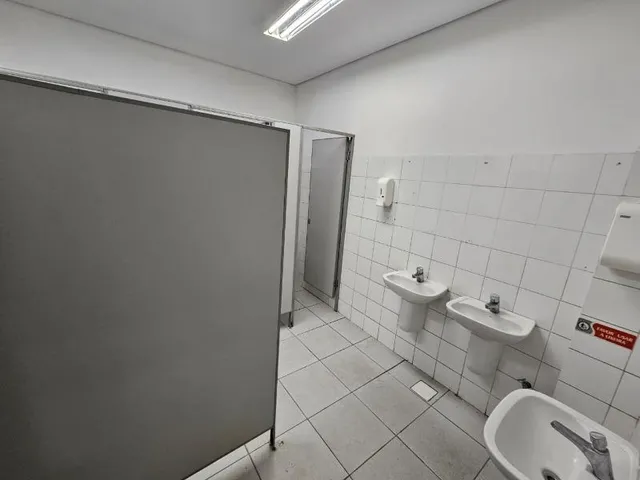 Imagem 3: MÓVEL COMERCIAL PARA LOCAÇÃO