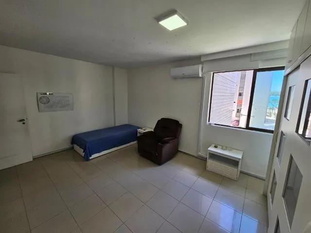 Imagem 16: Edf. Tobias Barreto Apartamento à Venda com Vista para o Mar - Rua dos Navegantes / Boa