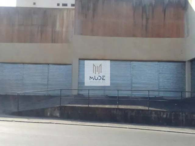 Imagem 2: LOJA COMERCIAL Loja com 1 banheiro