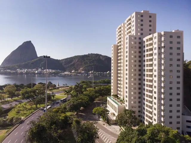 Imagem: Apartamento com 3 Suítes na Praia do Flamengo