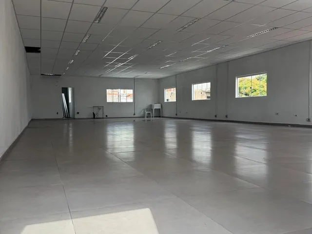 Imagem 8: Espaço Comercial para Locação em Caieiras, São Paulo - 339m², 4 Banheiros, Rua