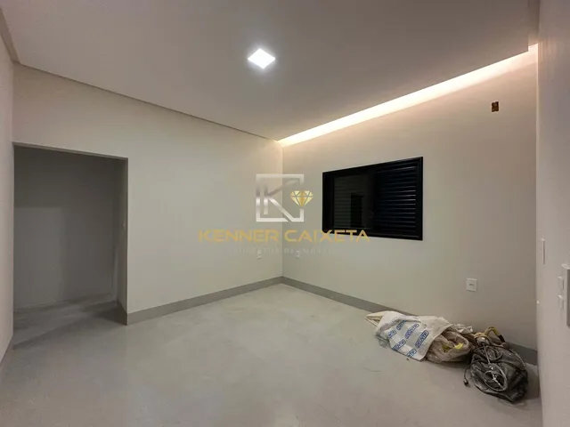 Imagem 2: Casa à venda no bairro Afonso Queiroz - Patos de Minas/MG