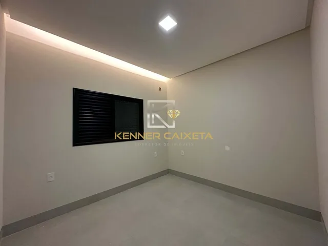 Imagem 10: Casa à venda no bairro Afonso Queiroz - Patos de Minas/MG