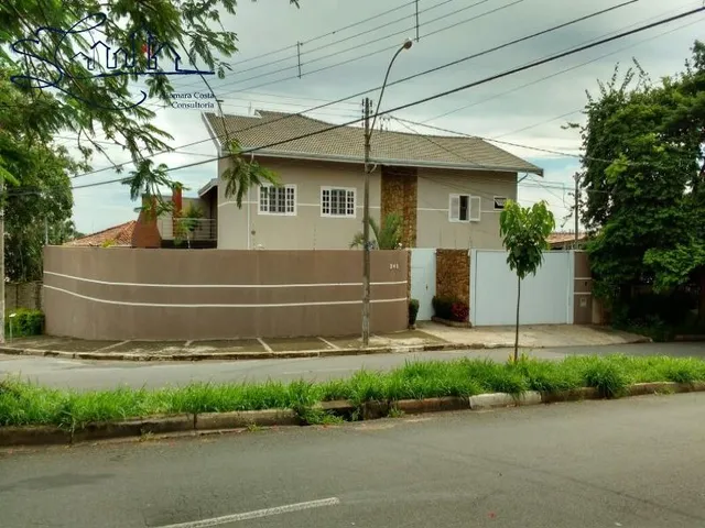 Imagem: Belo sobrado, bem localizado no bairro