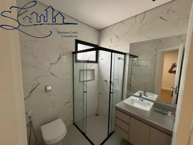 Imagem 3: Você já sonhou em viver em uma casa espaçosa, confortável e cheia de estilo? Então