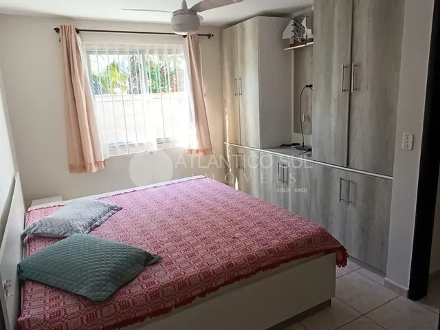 Imagem 8: Casa com piscina balneário Praia Grande pertinho do mar