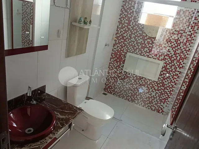 Imagem 7: Casa com piscina balneário Praia Grande pertinho do mar