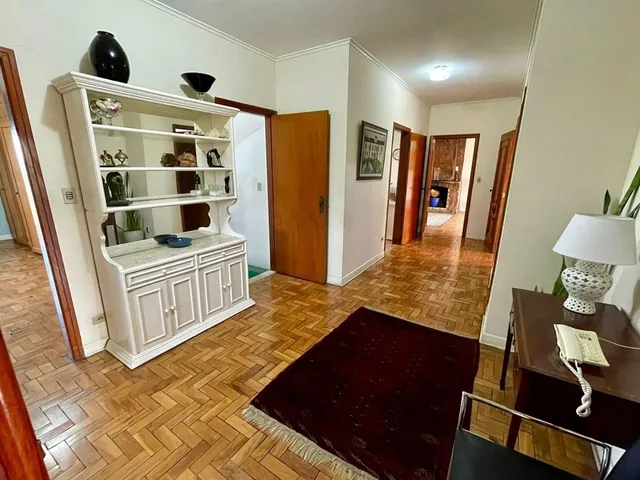Imagem 2: 0 Casa com 4 dormitórios