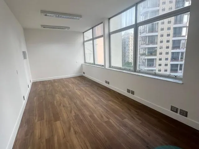 Imagem 12: 0 Loja com 11 banheiros