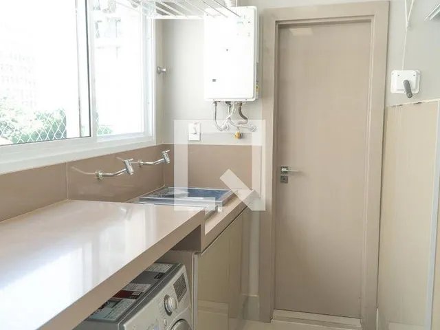 Imagem 5: Localizado no charmoso bairro de Higienópolis, este apartamento oferece uma excelente