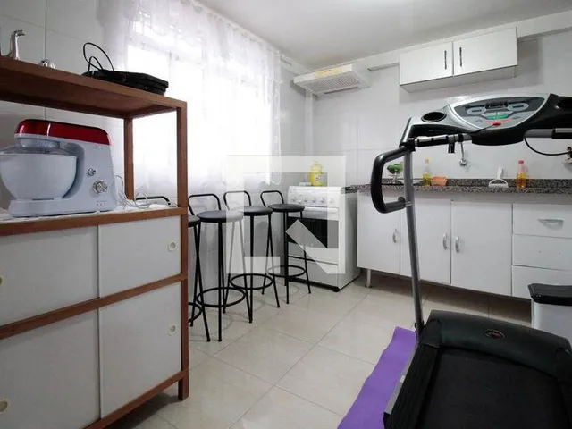 Imagem 2: Esta ampla casa de 235 m² oferece o equilíbrio perfeito entre conforto e funcionalismo