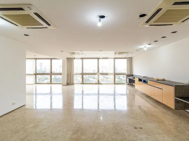 Imagem 6: Descubra um espetacular apartamento à venda no prestigiado bairro de Higienópolis. Com