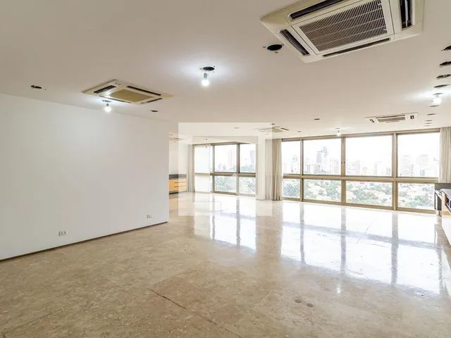 Imagem 14: Descubra um espetacular apartamento à venda no prestigiado bairro de Higienópolis. Com