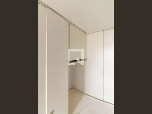 Imagem 4: Descubra um espetacular apartamento à venda no prestigiado bairro de Higienópolis. Com