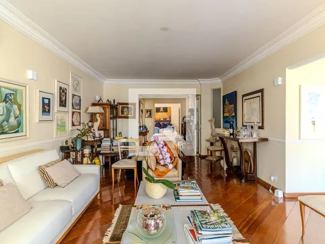 Imagem: Belíssima cobertura duplex, com 323,00
