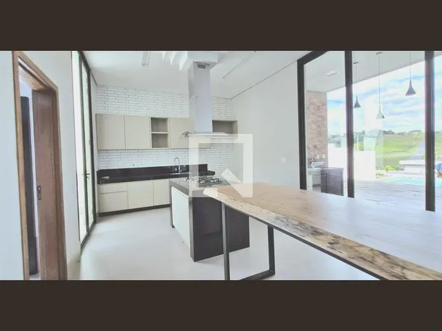 Imagem 2: Casa 340m2 Lote 504m2 Casa 4 quartos 3 suites, sendo uma suíte master com Closet e