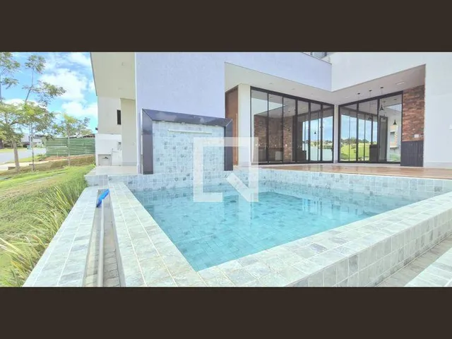 Imagem 3: Casa 340m2 Lote 504m2 Casa 4 quartos 3 suites, sendo uma suíte master com Closet e