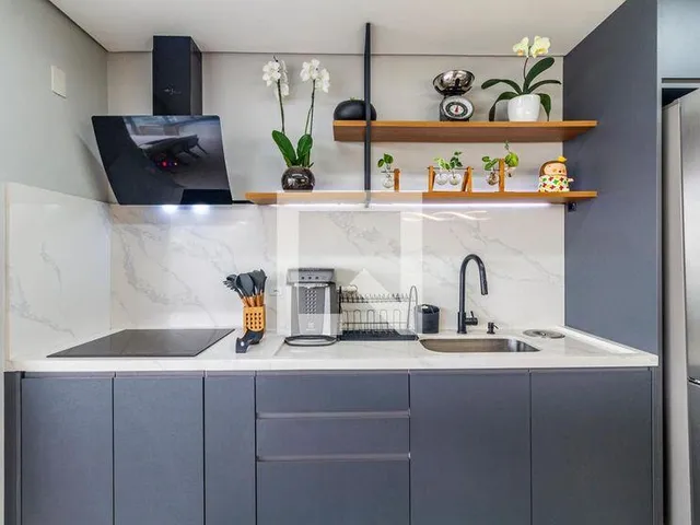 Imagem 15: Este espaçoso apartamento mobiliado, localizado no charmoso bairro do Sumaré, oferece