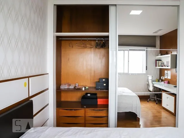 Imagem 11: Agende sua Visita Agora Mesmo. Para Venda Com 4 Quartos e 4 Banheiros, 220 m² em