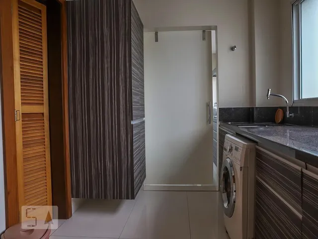 Imagem 16: Agende sua Visita Agora Mesmo. Para Venda Com 4 Quartos e 4 Banheiros, 220 m² em