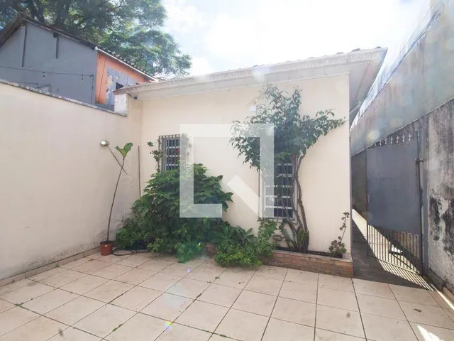 Imagem 7: Localizada em São Paulo, esta espaçosa casa de 260 metros quadrados oferece um ambiente
