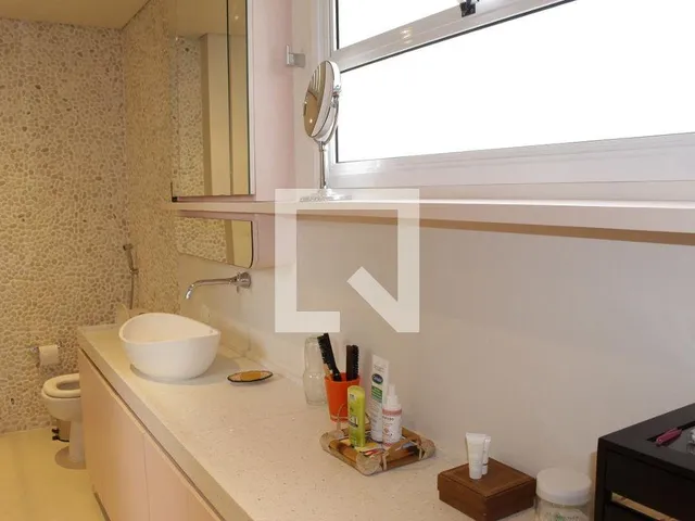 Imagem: Este espaçoso apartamento oferece uma excelente