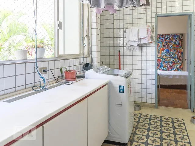 Imagem 12: Este maravilhoso apartamento de 211 metros quadrados é uma excelente oportunidade para