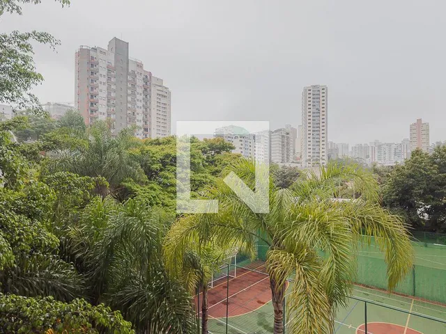 Imagem 8: Este espaçoso apartamento de 72 metros quadrados está localizado no charmoso bairro da