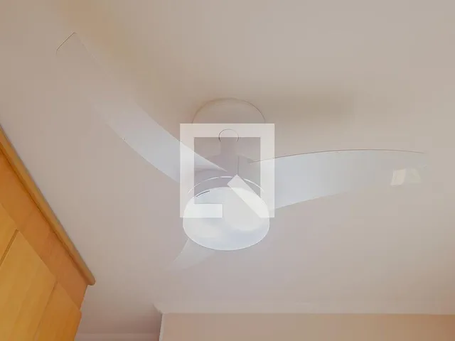 Imagem 4: Este espaçoso apartamento de 72 metros quadrados está localizado no charmoso bairro da